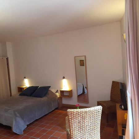 Les Studios de St Guilhem Saint-Guilhem-le-Desert Exterior foto